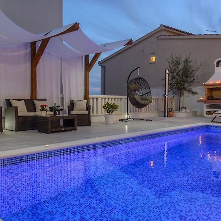 Apartments Villa Atlantis Trogir Exterior photo
