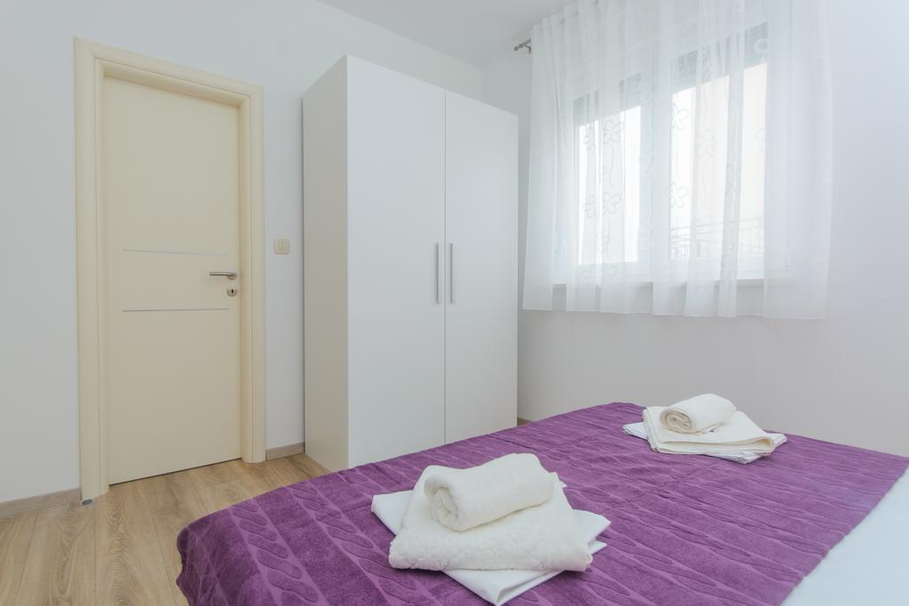 Apartments Villa Atlantis Trogir Exterior photo